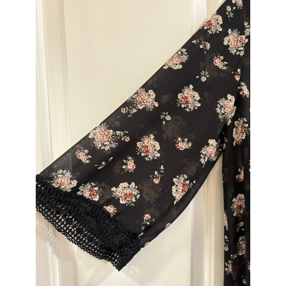 Black Rainn Semi-Sheer Black Floral Drawstring Bell Sleeve Crotched Lace Size L - Picture 3 of 13
